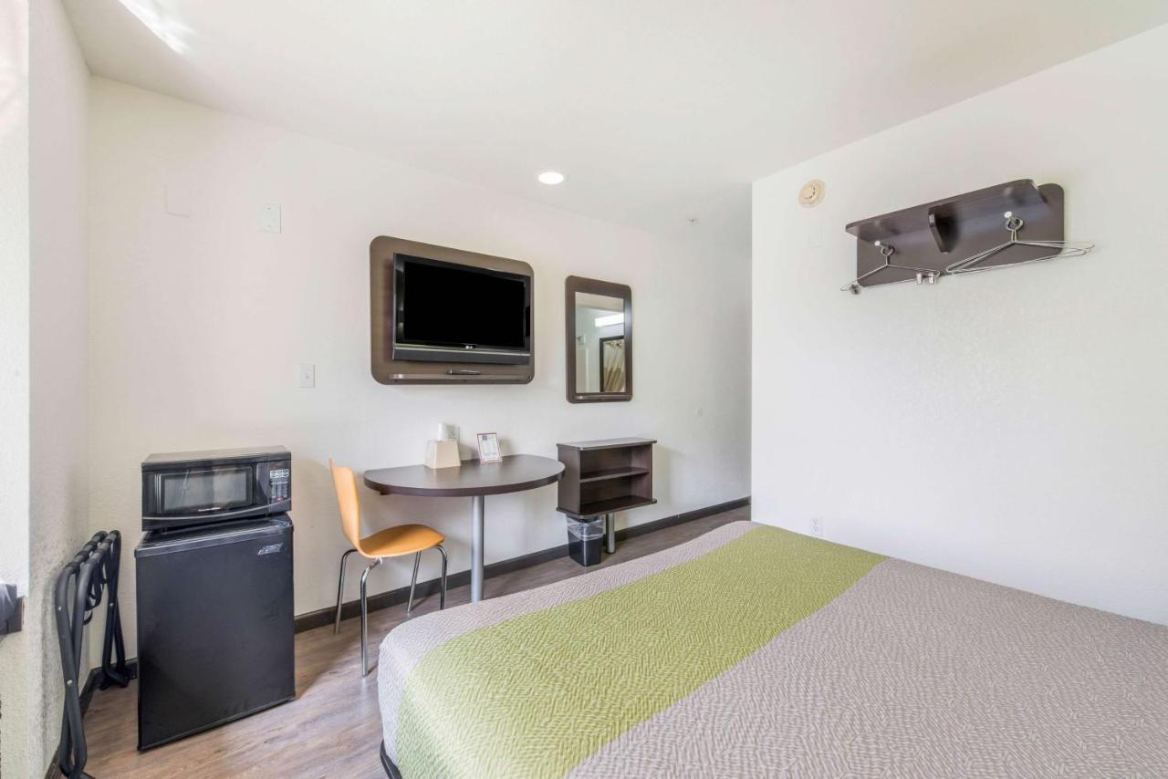 Motel 6-Gastonia Charlotte I-85 エクステリア 写真